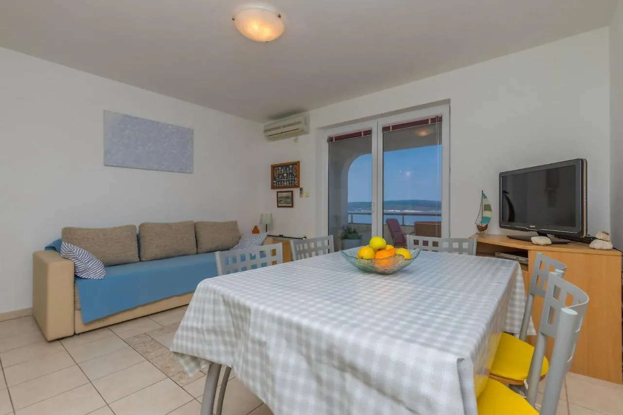 Apartments In Dramalj 41520 Croatia