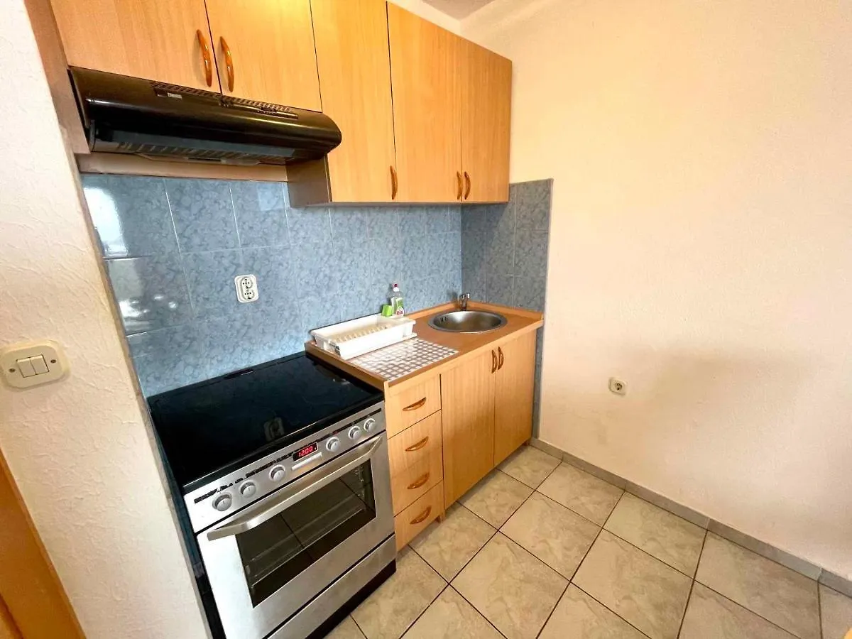 Apartments In Dramalj 41520