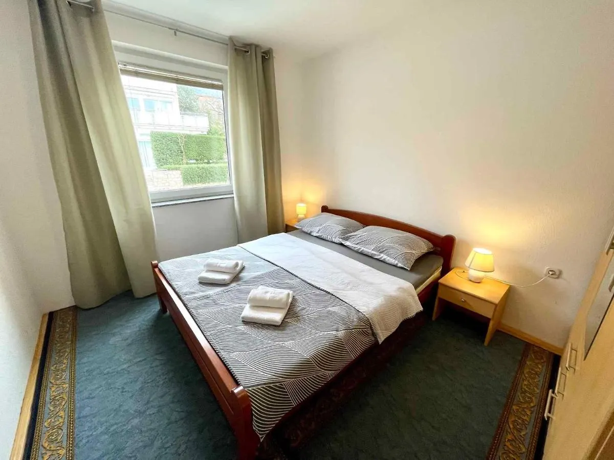 Apartments In Dramalj 41520