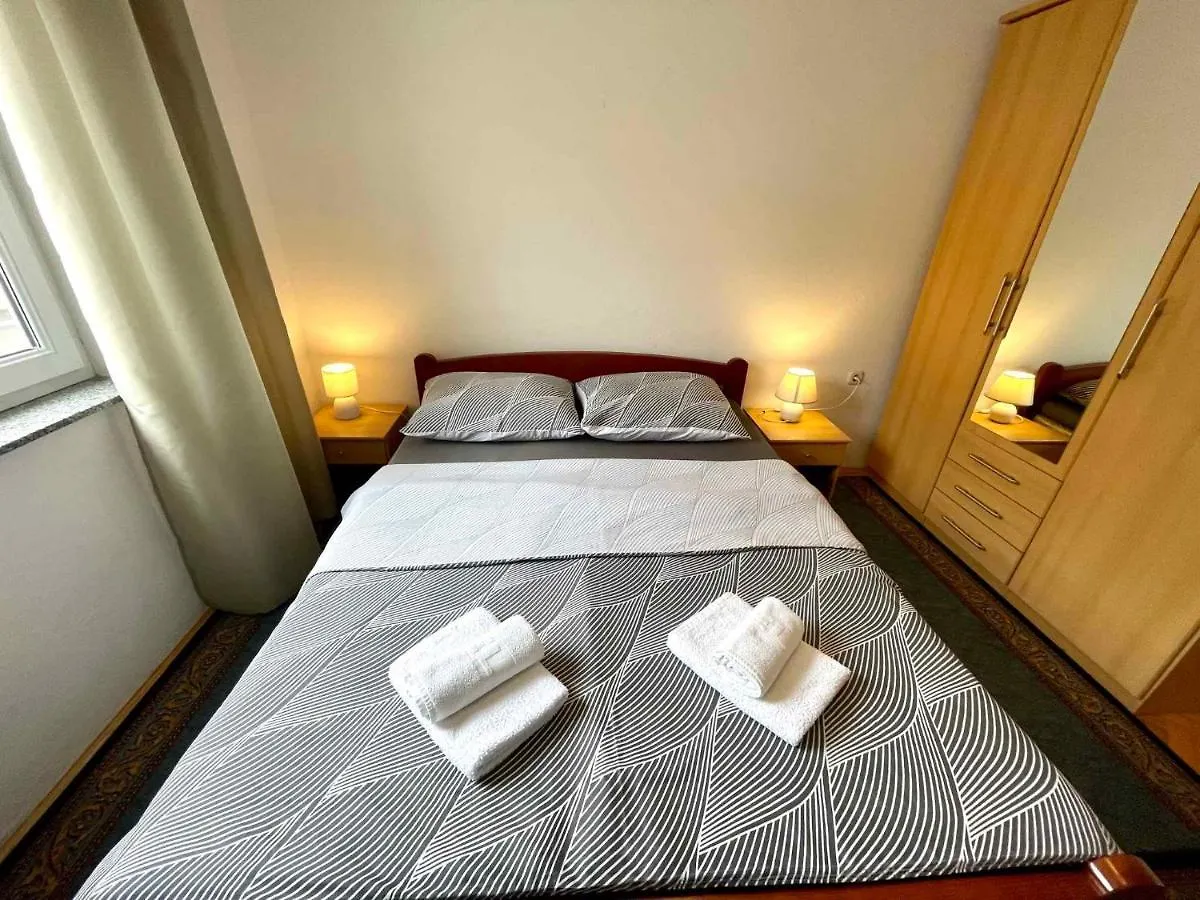 Apartments In Dramalj 41520